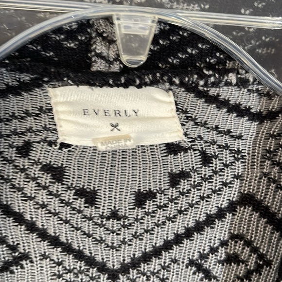 EVERLY Open Cascade Cardigan - Picture 4 of 6